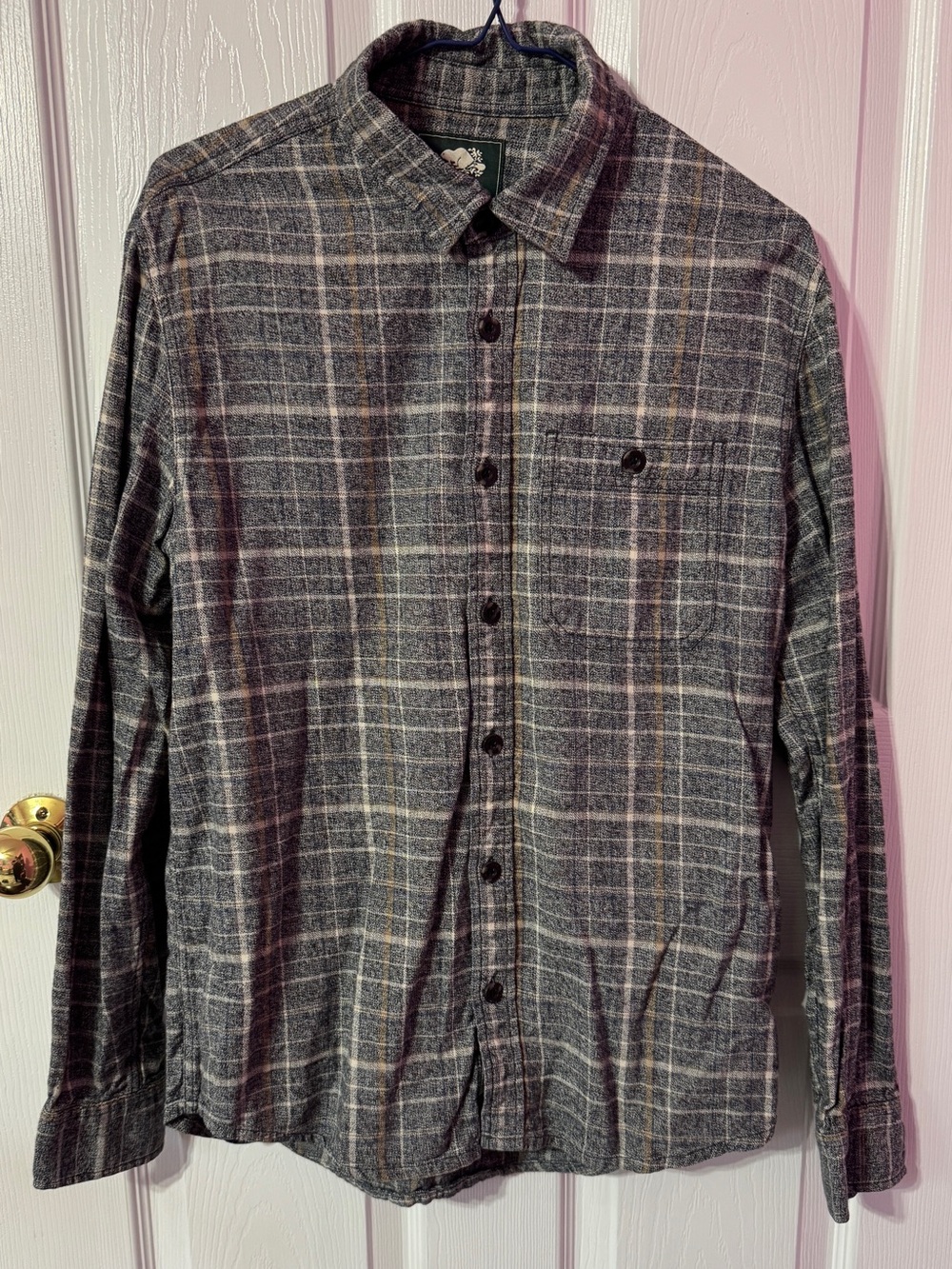 Roots Men's Gray Plaid Button-Down Shirt
